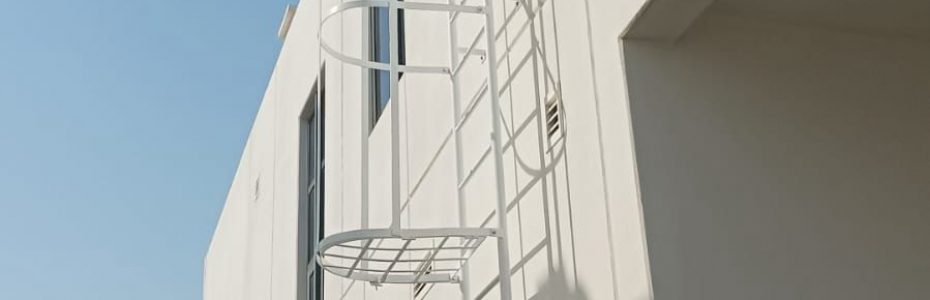 Heavy-duty galvanized steel Access Ladders for industrial roofs